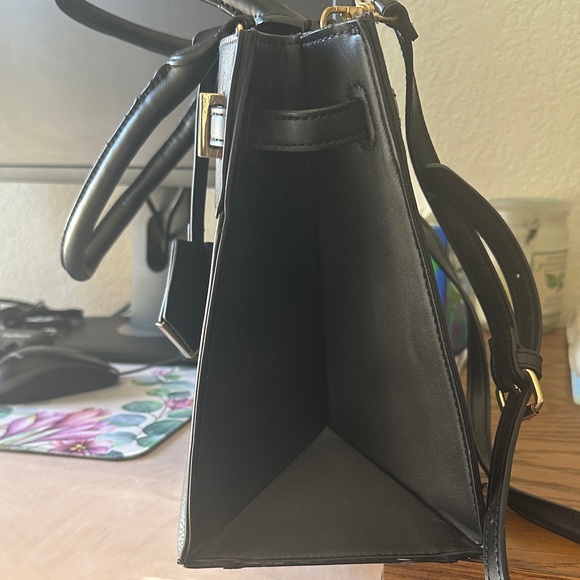 ALDO Elegant Black Leather Handbag - Picture 8 of 14